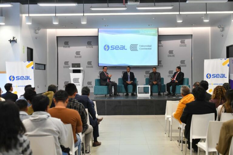 Realizan Taller de Electromovilidad organizado por SEAL y la Universidad Continental en Arequipa