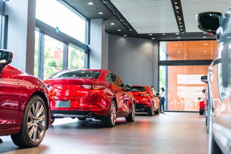 Venta de vehículos se desacelera en noviembre del 2022