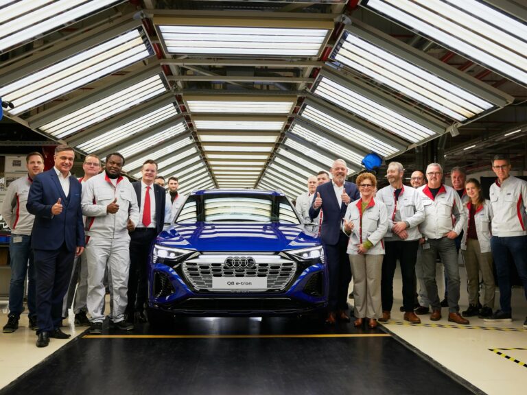 Primer Audi Q8 e-tron sale de la línea de producción de Bruselas