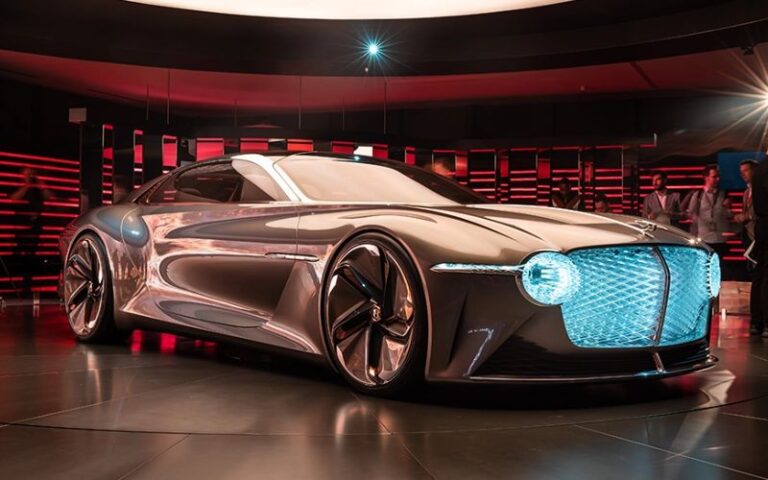Bentley prepara la producción de vehículos eléctricos para 2026