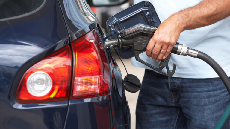 Europa prohibirá la venta de coches de gasolina y diésel a partir de 2035