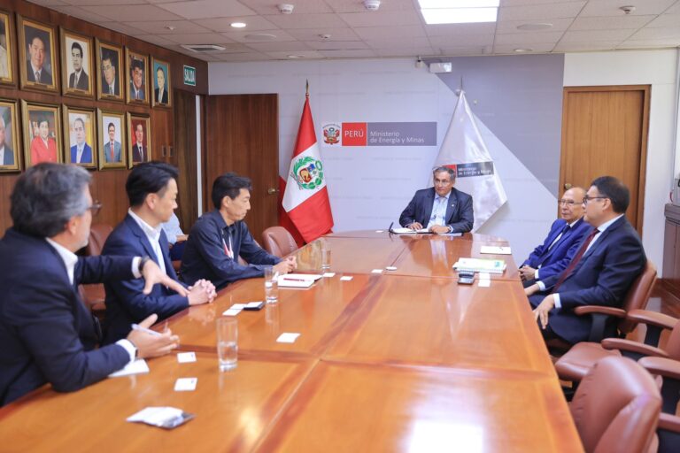 Toyota Perú impulsa crecimiento de la movilidad sostenible