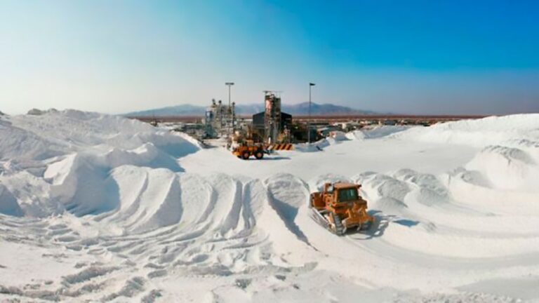 Chile tiene un papel importante para el desarrollo de la electromovilidad
