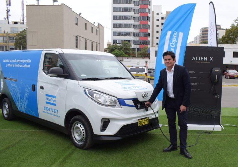 Atlas Copco Perú presenta su primer vehículo de servicio 100% eléctrico