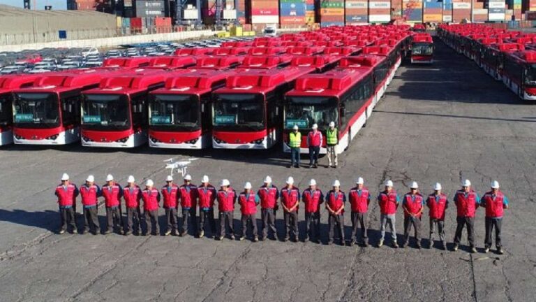 Flotas con vehículos de GNV o eléctricos nuevos tendrán más años de autorización