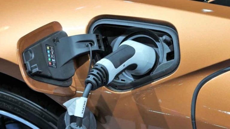 Producción de vehículos eléctricos requiere estrategias de reciclaje de cobre