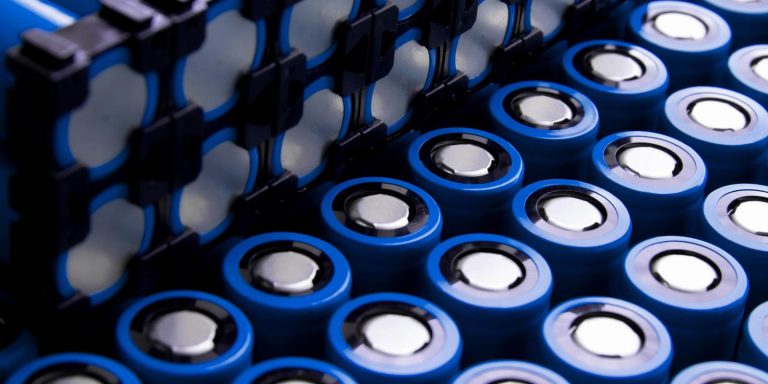 Las baterías de iones de sodio surgen como una alternativa a las baterías de litio