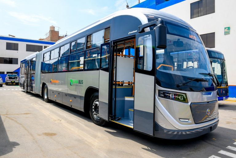 Nuevo bus con aire acondicionado y puertos USB se sumará a flota del Metropolitano