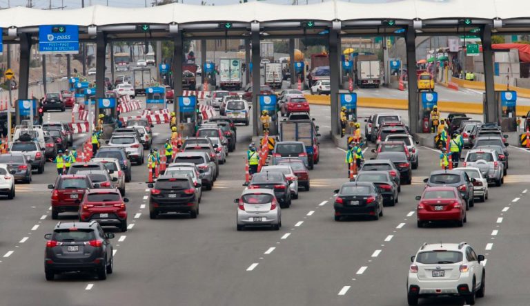 Presentan acción de amparo para dejar sin efecto el alza de peajes anunciado por Rutas de Lima