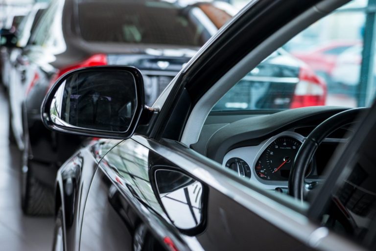 Perú: Ventas de vehículos livianos cerraron al alza en 2023, pero pesados y menores reportaron caídas