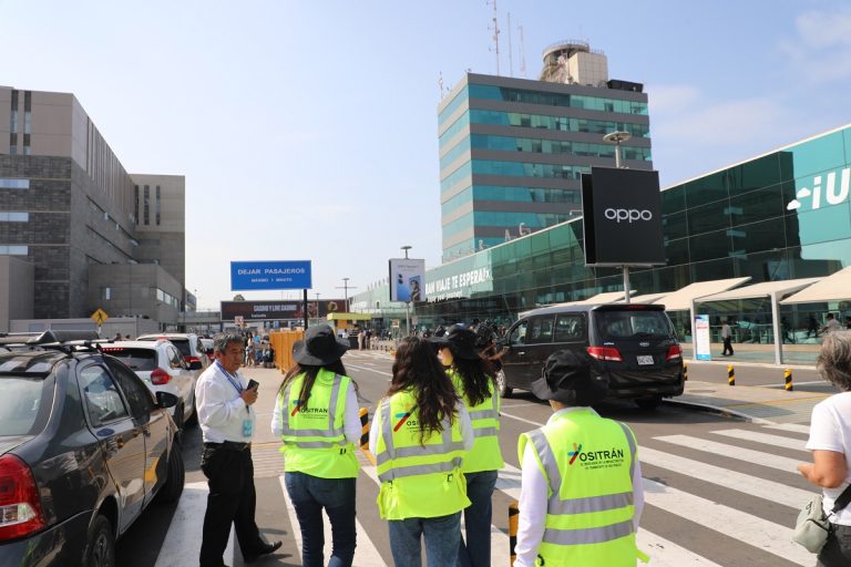 Anuncian nuevas reglas para el uso de la playa de estacionamiento en el Jorge Chávez