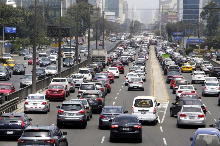 Lima continúa siendo la ciudad con mayor tráfico vehicular de América Latina