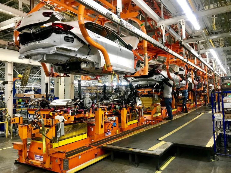 Producción de autos en México creció 7.8% en febrero