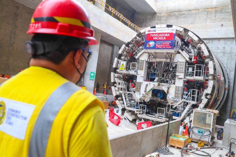 Para acelerar su construcción, Línea 2 del Metro se ejecuta en 40 frentes de manera simultánea