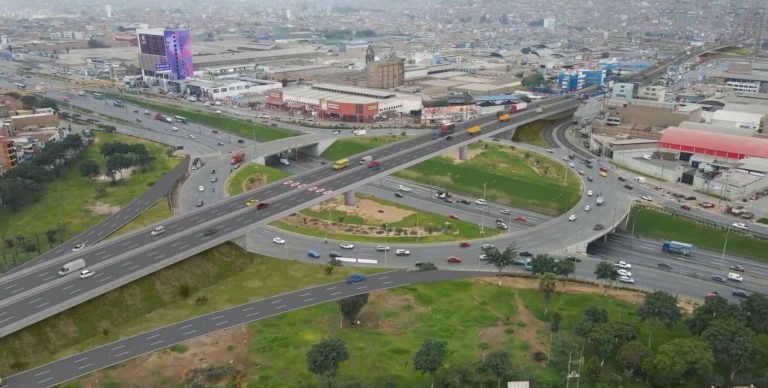 Consorcio conformado por Ferrovial, Sacyr y Acciona se adjudica la construcción del Anillo Vial Periférico