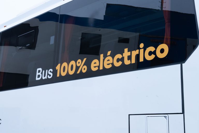 Modasa espera iniciar tratativas con Poderosa para proporcionar segundo bus eléctrico este año