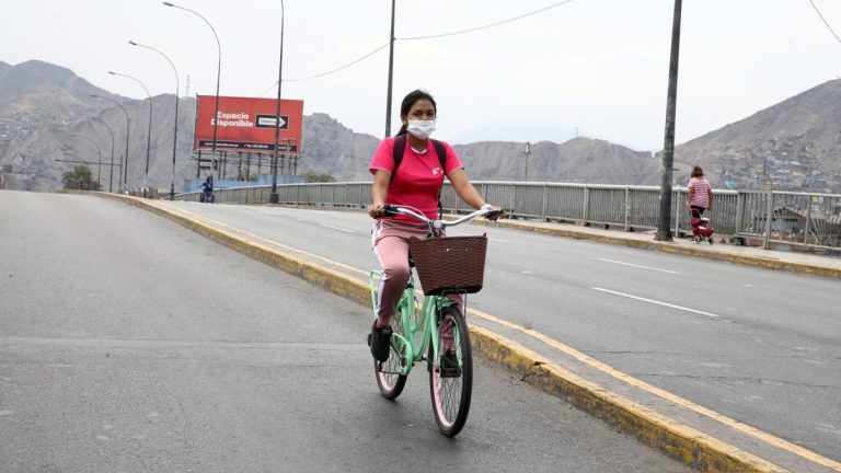 Bicicleta, motocicletas y trimotos, los vehículos de mayor uso en sectores D y E