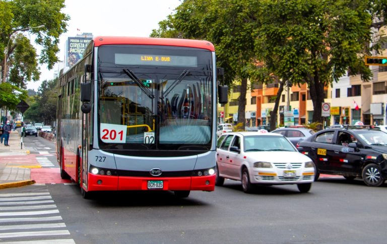 ComexPerú insta a acelerar el desarrollo de infraestructura de transporte masivo y eficiente