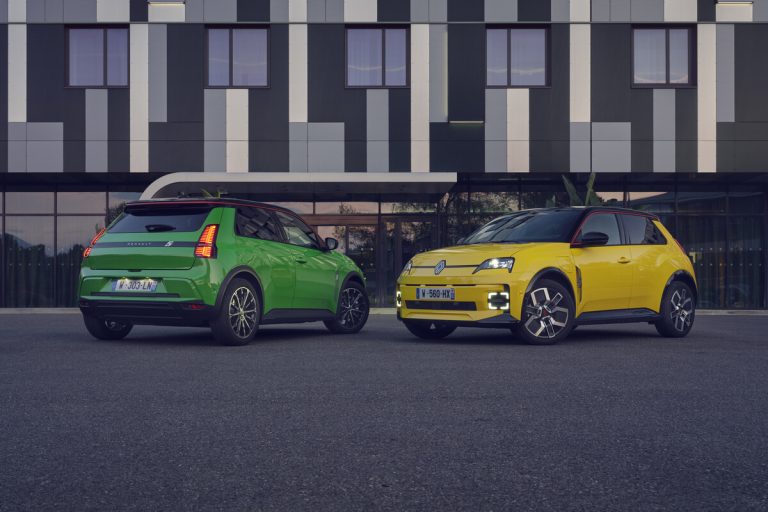 Por segundo año consecutivo: Renault 5 es el vehículo eléctrico del año en Europa