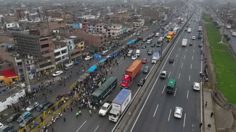 Gremios de transporte rechazan paralizaciones y exigen mayor acción contra el crimen organizado