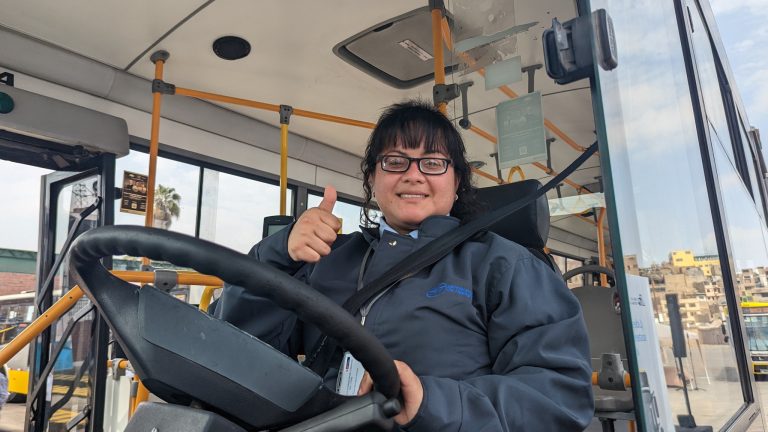 Crece lista de talleres de conversión vehicular a gas natural para buses y camiones