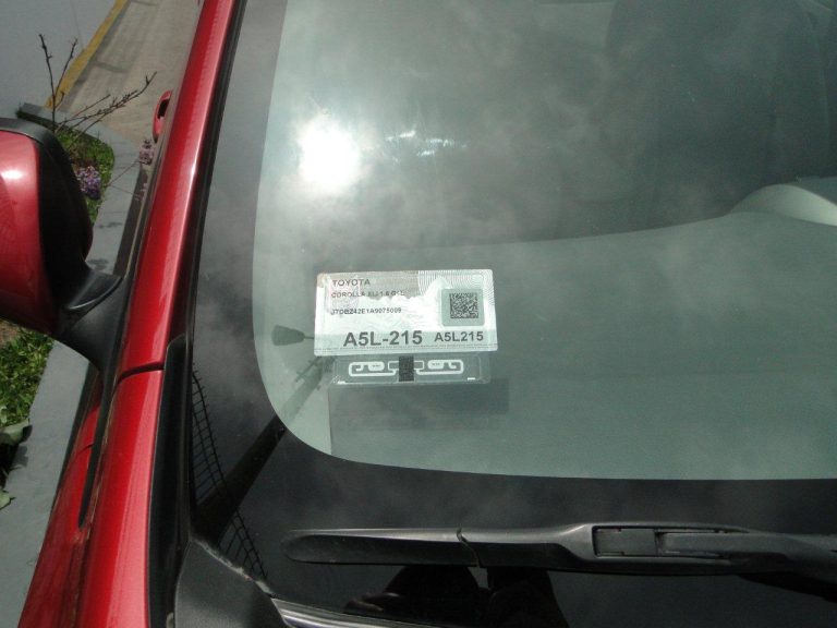 Más de 3 millones de vehículos ya cuentan con tercera placa desde 2010