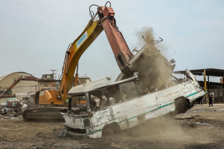 Recibe hasta US$ 25 mil para renovar tu vehículo por otro de menor impacto