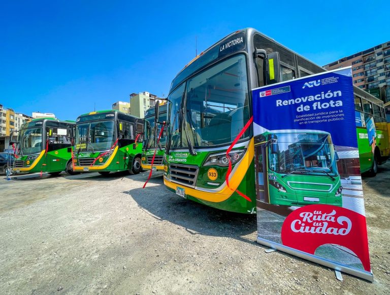 266 nuevos buses en operación con varios de ellos funcionando a gas natural desde este año