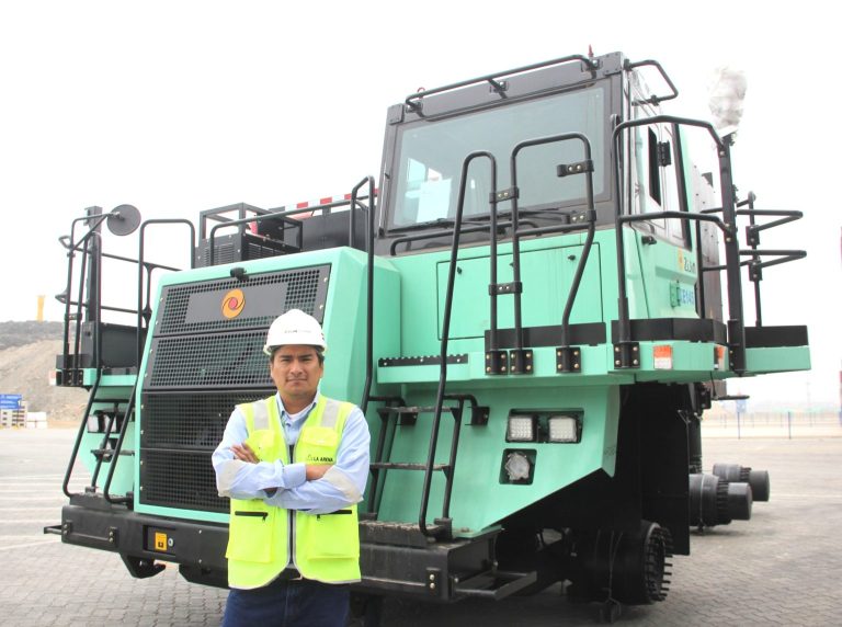50 camiones eléctricos se unen a las operaciones de minera en La Libertad