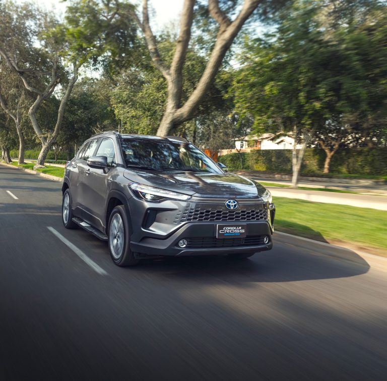 Casi 1700 autos electrificados ha colocado Toyota en Perú en lo que va del presente año