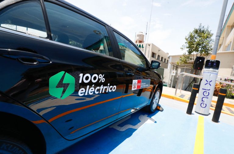 Venta de coches electrificados al cierre de mayo de este año anota un incremento de 37%