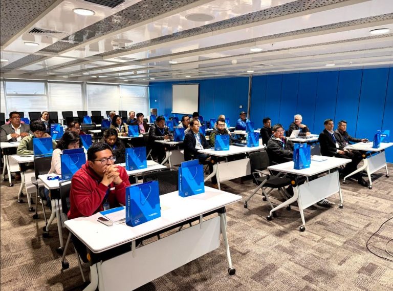 60 operadores formales muestran interés en migrar a flotas con energía limpias