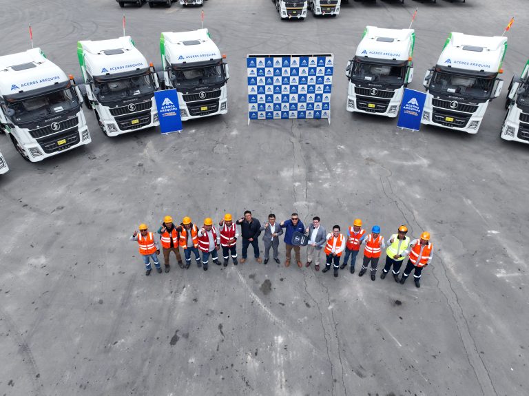 Aceros Arequipa transforma su flota con 38 remolcadores a gas