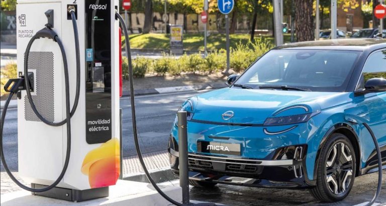 Repsol anuncia recarga gratis a vehículos eléctricos Nissan. ¿Veremos algo así en Perú?