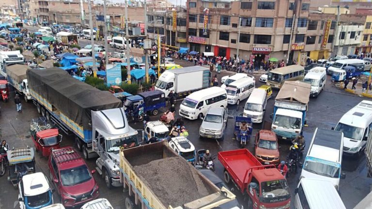 Un transporte moderno: Juliaca comienza elaboración de plan estratégico de movilidad