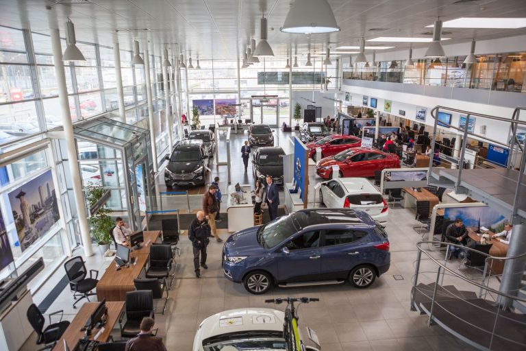 Octubre marca récord en venta de autos nuevos tras más de doce años