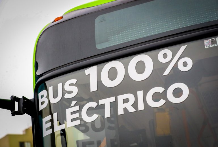 Perú se une a E-Motion, el programa que acelerará la electrificación vehicular