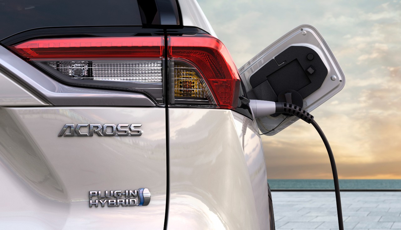 Suzuki desplaza a Toyota con la mayor colocación de electrificados en Perú