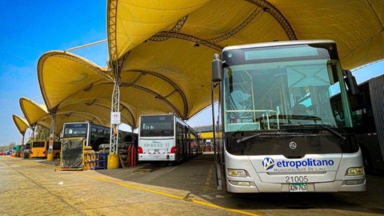 Buses del Metropolitano se aseguran gas natural para continuar operación