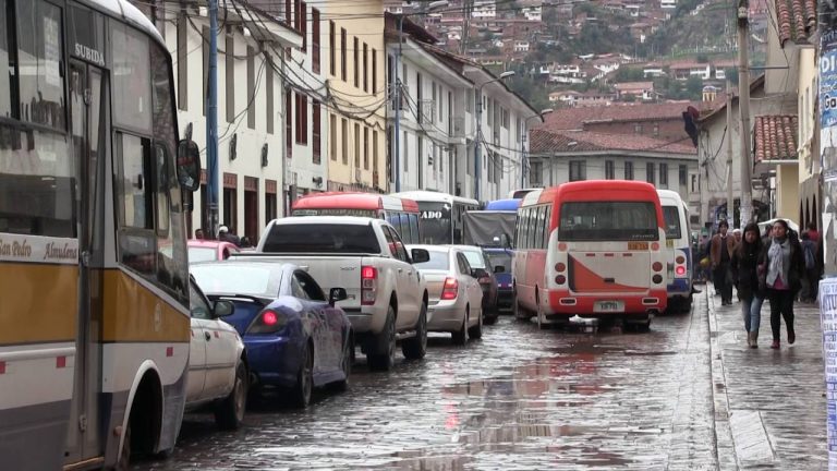 Cusco suscribe acuerdo para lograr integración del transporte urbano