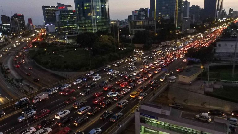 Tránsito de vehículos creció 5% en febrero en todo el territorio