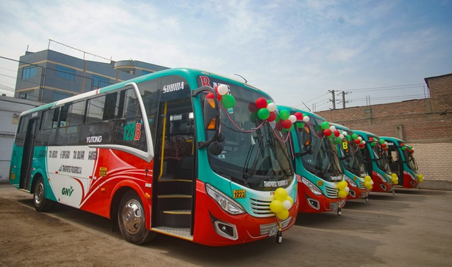5 buses de 12 metros y funcionales con GNV conectarán Ate y Callao