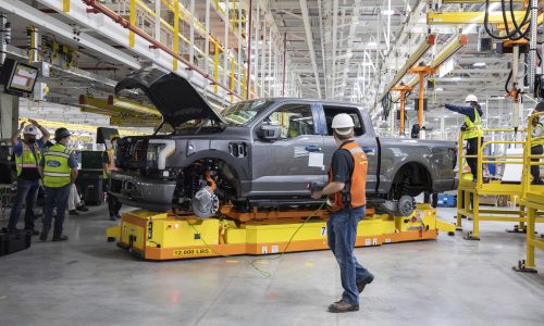 2022-ford-f-150-lightning-pre-production_100807088_h
