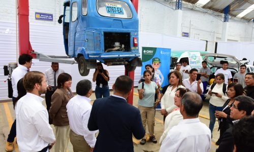 Más de 2800 vehículos pesados y livianos se movilizan con gas natural en Lambayeque